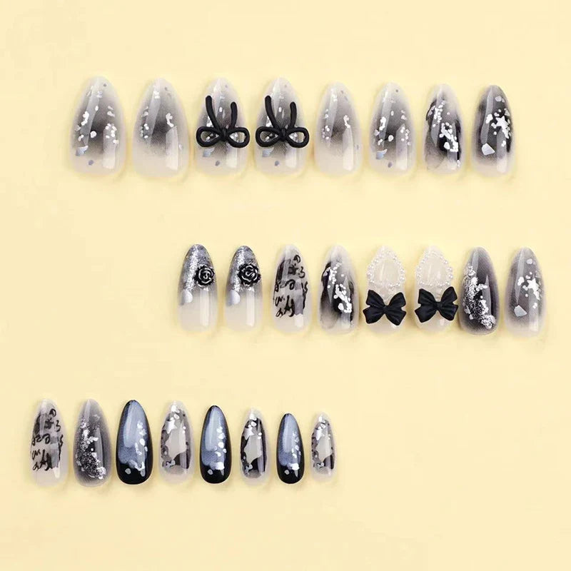 Faux Ongles à Coller – Noeud & Strass