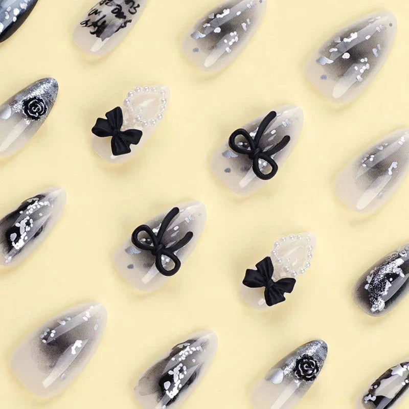 Faux Ongles à Coller – Noeud & Strass