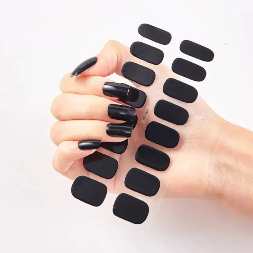 Stickers Gel Semi-Cuits pour Ongles – 112 Designs