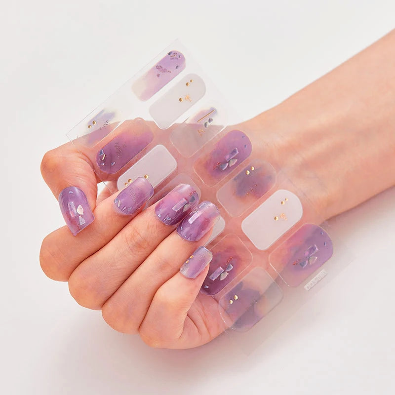 Stickers Gel Semi-Cuits pour Ongles – 112 Designs