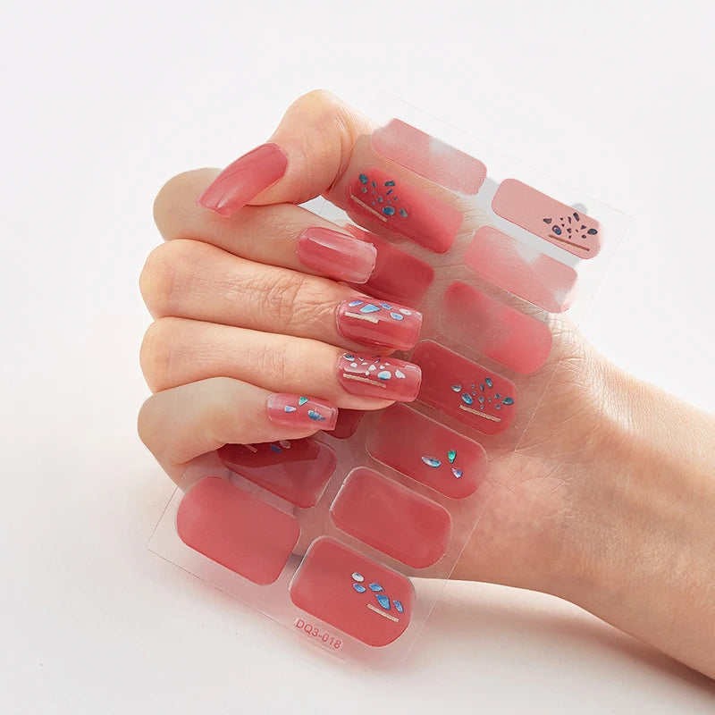 Stickers Gel Semi-Cuits pour Ongles – 112 Designs