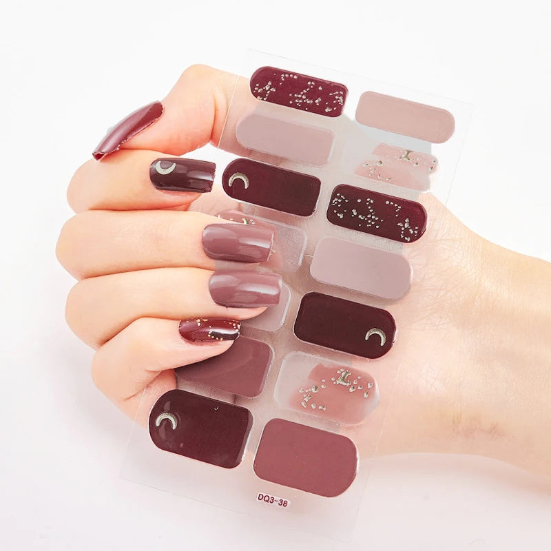 Stickers Gel Semi-Cuits pour Ongles – 112 Designs