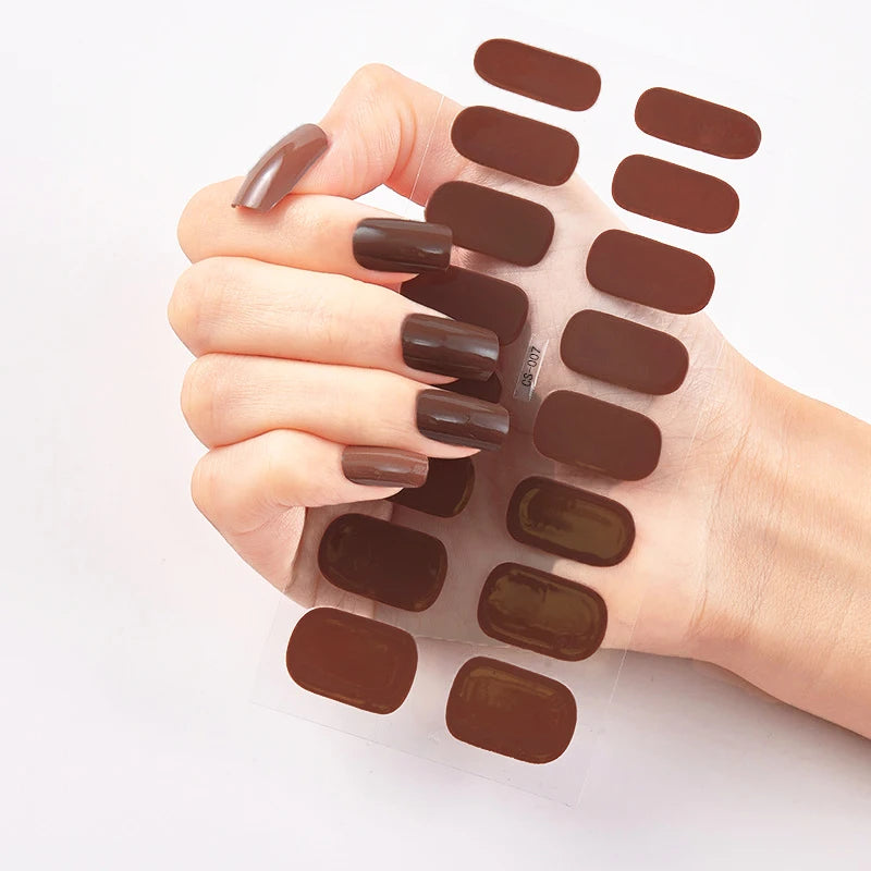 Stickers Gel Semi-Cuits pour Ongles – 112 Designs
