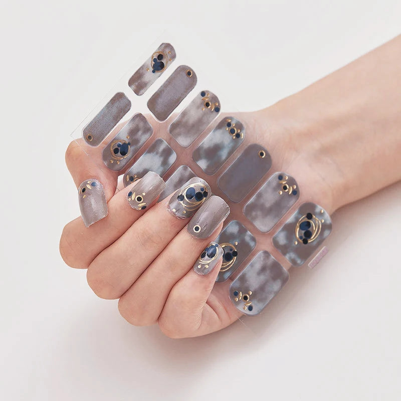 Stickers Gel Semi-Cuits pour Ongles – 112 Designs