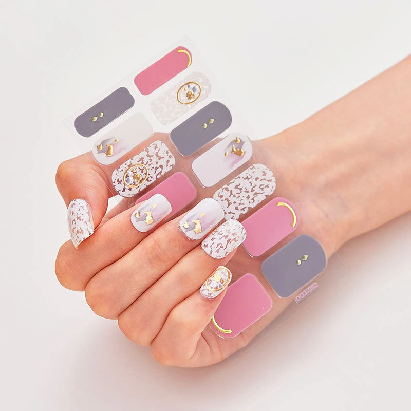 Stickers Gel Semi-Cuits pour Ongles – 112 Designs