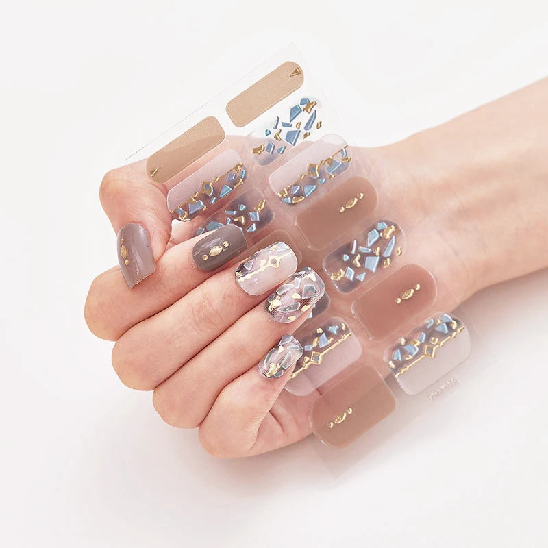 Stickers Gel Semi-Cuits pour Ongles – 112 Designs